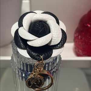 Elegant Black and White Leather Flower Keychain